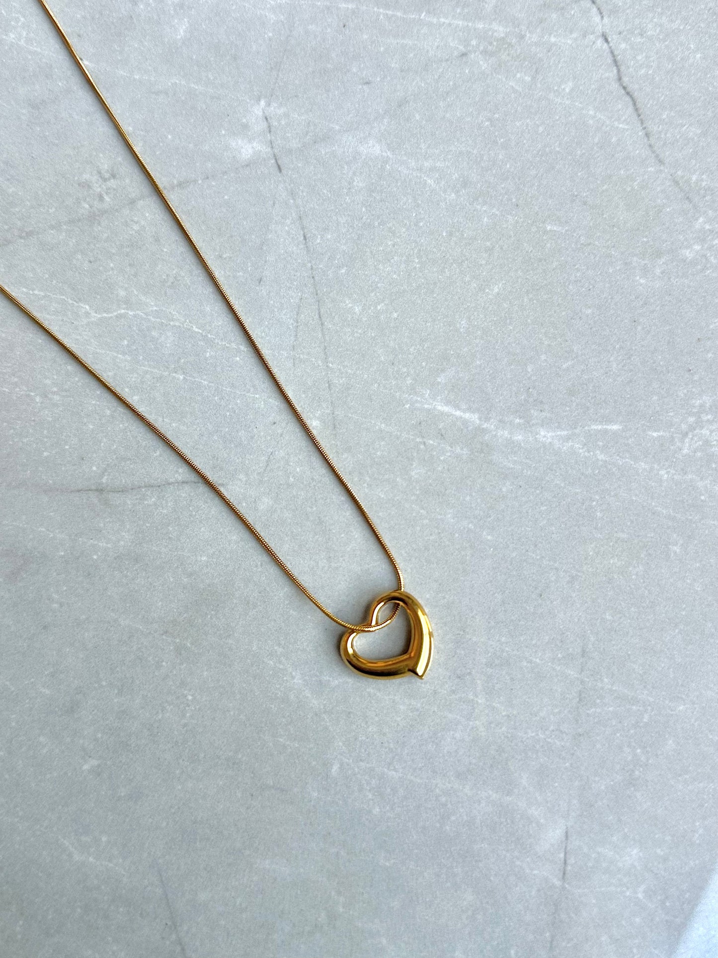 Subtle Heart Neckpiece